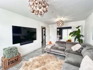 Photo 24- click for photo gallery